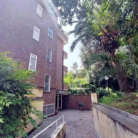 Monteverde Charming Loft Apartment Rome